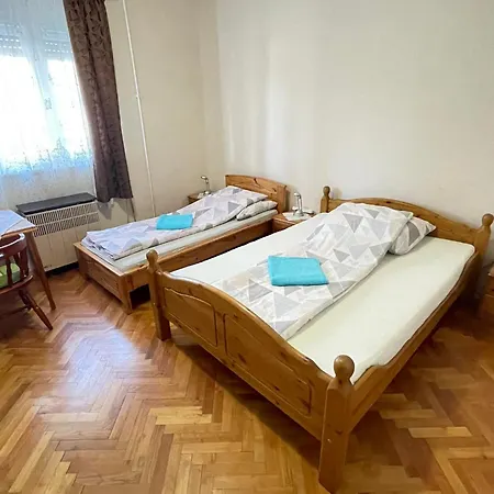 Апартаменты Boroka Vendeghaz *